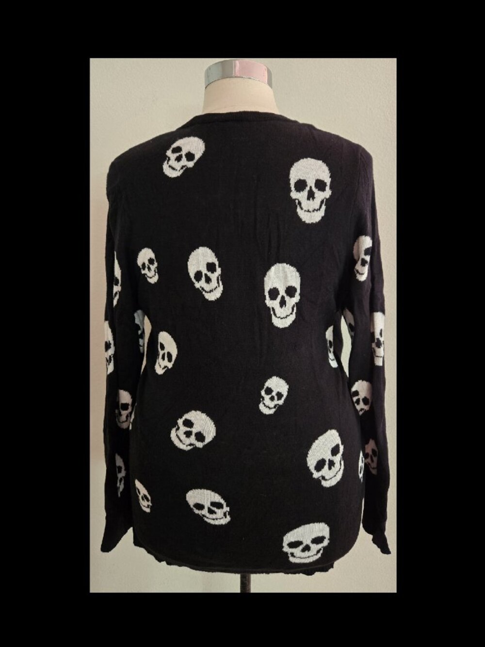 2 2X Torrid Skull button sweater NWT - Picture 2 of 3